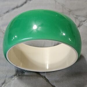 Stylish Vintage Green with White Interior Plastic or Lucite Bangle bracelet.
